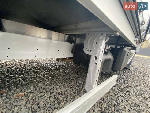 Белый Рено Мастер, объемом двигателя 2.3 л и пробегом 263 тыс. км за 20998 $, фото 21 на Automoto.ua