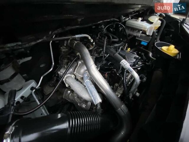 Белый Рено Мастер, объемом двигателя 2.3 л и пробегом 204 тыс. км за 24497 $, фото 45 на Automoto.ua