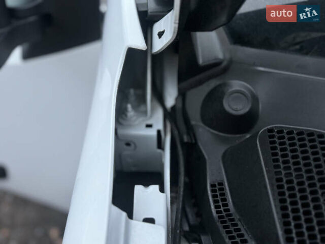 Білий Рено Мастєр, об'ємом двигуна 0 л та пробігом 178 тис. км за 25900 $, фото 38 на Automoto.ua