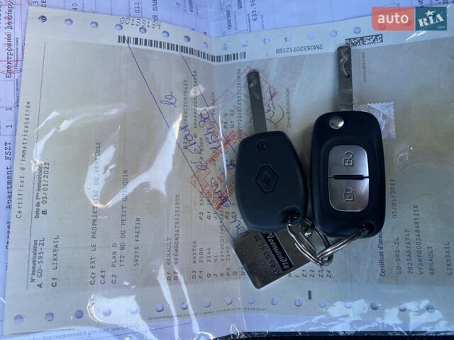 Білий Рено Мастєр, об'ємом двигуна 2.3 л та пробігом 269 тис. км за 19600 $, фото 24 на Automoto.ua