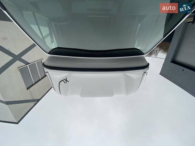 Белый Рено Мастер, объемом двигателя 2.3 л и пробегом 263 тыс. км за 20998 $, фото 5 на Automoto.ua