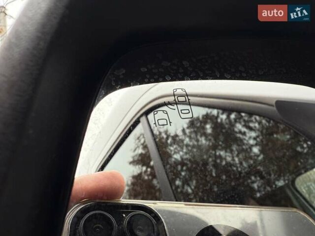 Белый Рено Мастер, объемом двигателя 2.3 л и пробегом 185 тыс. км за 23850 $, фото 51 на Automoto.ua