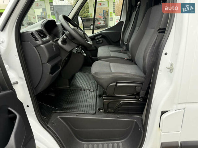 Білий Рено Мастєр, об'ємом двигуна 0 л та пробігом 192 тис. км за 21600 $, фото 41 на Automoto.ua