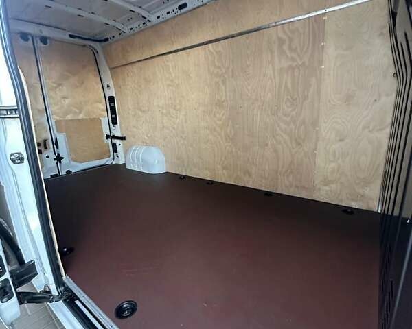 Белый Рено Мастер, объемом двигателя 2.3 л и пробегом 219 тыс. км за 20799 $, фото 17 на Automoto.ua