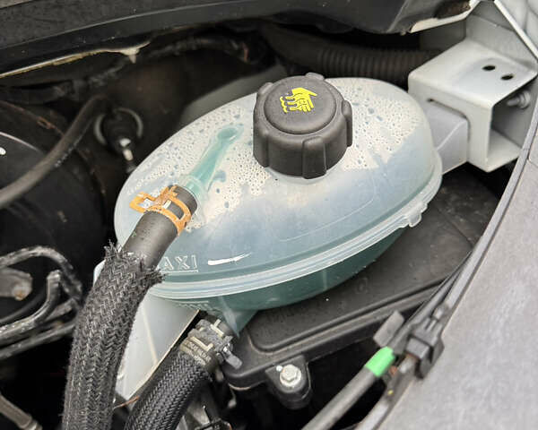 Білий Рено Мастєр, об'ємом двигуна 2.3 л та пробігом 95 тис. км за 27000 $, фото 32 на Automoto.ua