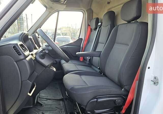 Білий Рено Мастєр, об'ємом двигуна 2.3 л та пробігом 103 тис. км за 23800 $, фото 13 на Automoto.ua