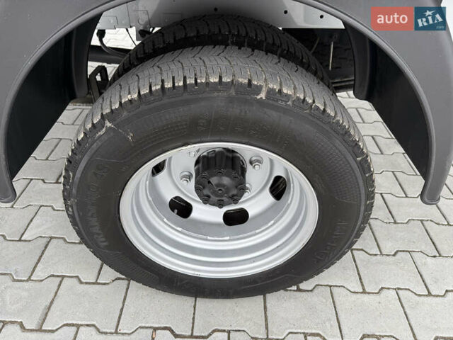 Белый Рено Мастер, объемом двигателя 0 л и пробегом 199 тыс. км за 26500 $, фото 32 на Automoto.ua