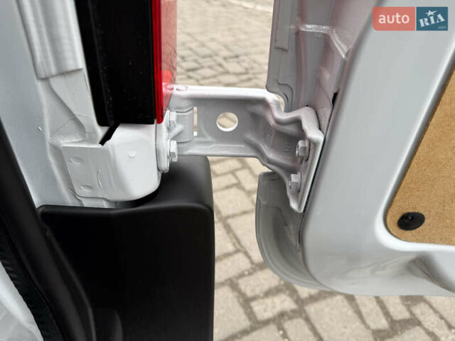 Білий Рено Мастєр, об'ємом двигуна 0 л та пробігом 192 тис. км за 21600 $, фото 73 на Automoto.ua