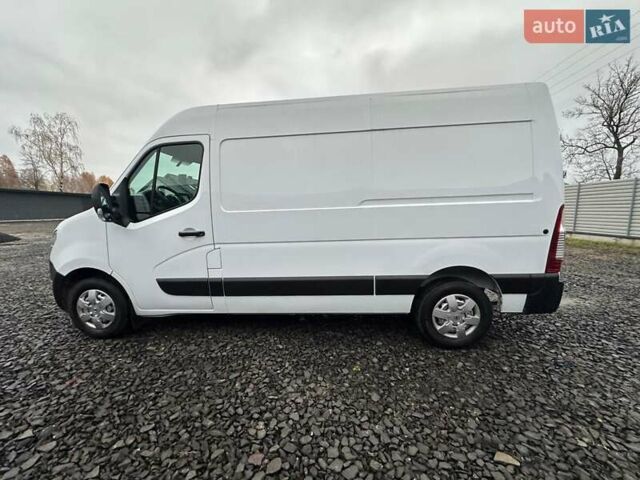 Белый Рено Мастер, объемом двигателя 2.3 л и пробегом 191 тыс. км за 19599 $, фото 3 на Automoto.ua