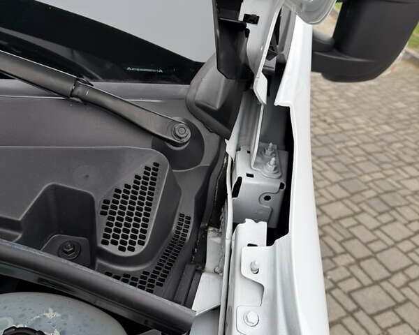 Білий Рено Мастєр, об'ємом двигуна 0 л та пробігом 192 тис. км за 21600 $, фото 89 на Automoto.ua