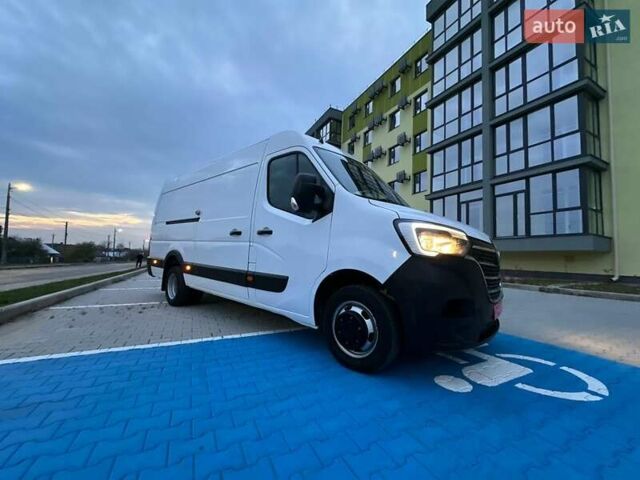 Белый Рено Мастер, объемом двигателя 2.3 л и пробегом 212 тыс. км за 24599 $, фото 3 на Automoto.ua