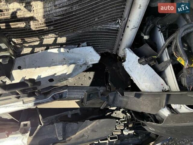 Белый Рено Мастер, объемом двигателя 0 л и пробегом 87 тыс. км за 17500 $, фото 10 на Automoto.ua