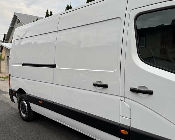 Білий Рено Мастєр, об'ємом двигуна 2.3 л та пробігом 95 тис. км за 27000 $, фото 7 на Automoto.ua