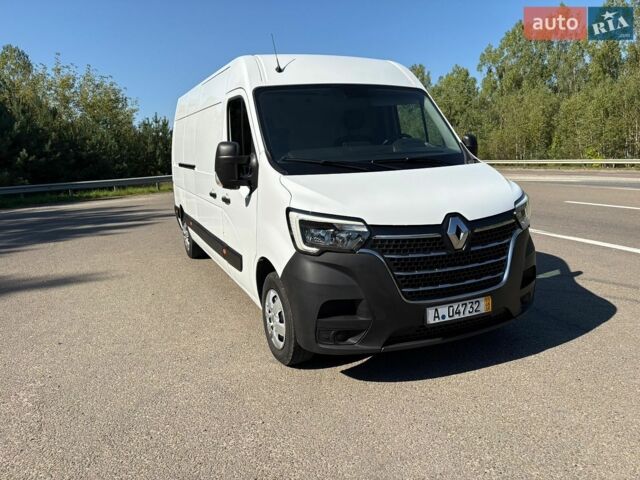 Белый Рено Мастер, объемом двигателя 2.3 л и пробегом 251 тыс. км за 18999 $, фото 3 на Automoto.ua