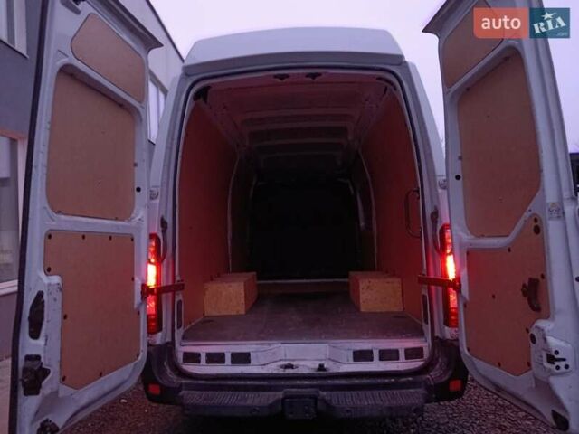Білий Рено Мастєр, об'ємом двигуна 2.3 л та пробігом 204 тис. км за 25677 $, фото 43 на Automoto.ua