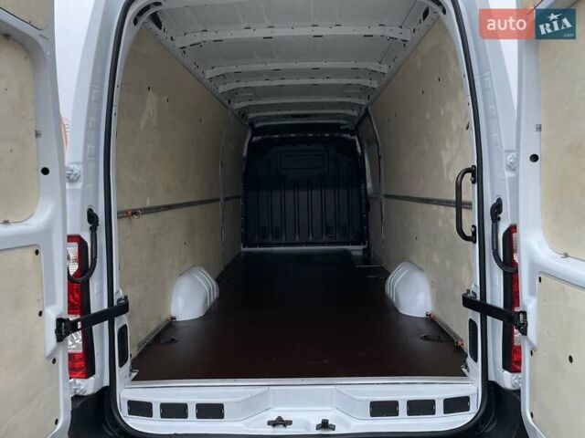 Белый Рено Мастер, объемом двигателя 2.3 л и пробегом 227 тыс. км за 24155 $, фото 26 на Automoto.ua