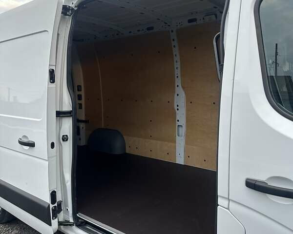 Білий Рено Мастєр, об'ємом двигуна 2.3 л та пробігом 198 тис. км за 19999 $, фото 18 на Automoto.ua