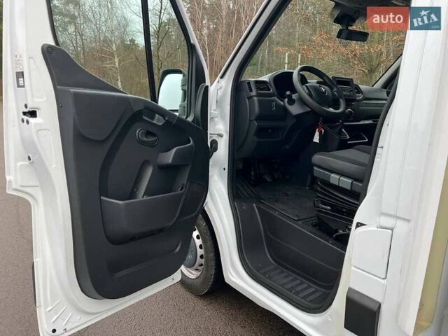 Белый Рено Мастер, объемом двигателя 2.3 л и пробегом 287 тыс. км за 25500 $, фото 75 на Automoto.ua