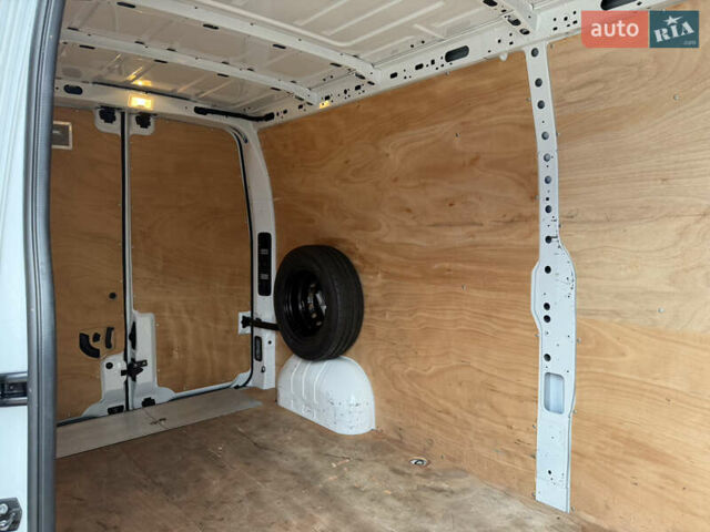 Білий Рено Мастєр, об'ємом двигуна 0 л та пробігом 243 тис. км за 21500 $, фото 35 на Automoto.ua