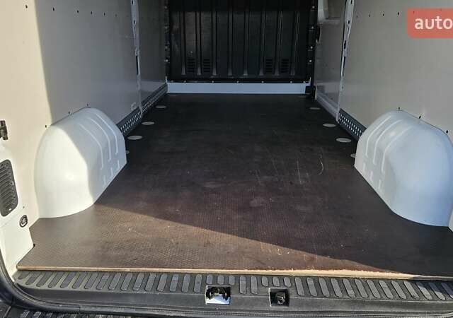 Білий Рено Мастєр, об'ємом двигуна 2.3 л та пробігом 103 тис. км за 23800 $, фото 37 на Automoto.ua