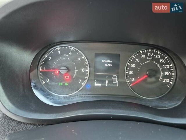 Білий Рено Мастєр, об'ємом двигуна 2.3 л та пробігом 147 тис. км за 21700 $, фото 19 на Automoto.ua