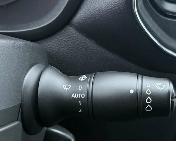 Білий Рено Мастєр, об'ємом двигуна 2.3 л та пробігом 239 тис. км за 22799 $, фото 69 на Automoto.ua