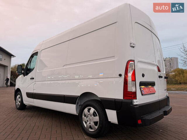 Рено Мастер 2022 в Киеве на Automoto.ua Белый Рено Мастер, объемом двигателя 2.3 л и пробегом 232 тыс. км за 21499 $, фото 26 на Automoto.ua