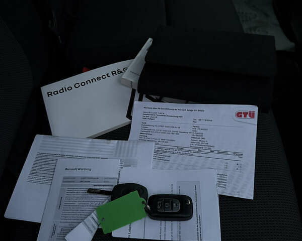 Рено Мастер 2022 в Киеве на Automoto.ua Белый Рено Мастер, объемом двигателя 2.3 л и пробегом 232 тыс. км за 21499 $, фото 78 на Automoto.ua