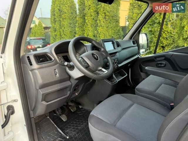 Белый Рено Мастер, объемом двигателя 2.3 л и пробегом 230 тыс. км за 21999 $, фото 48 на Automoto.ua