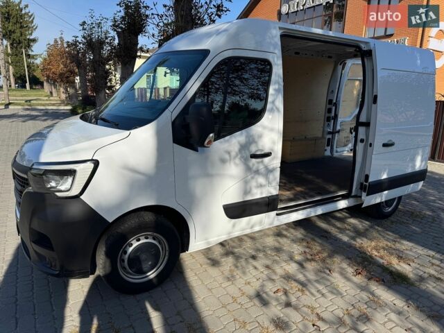 Белый Рено Мастер, объемом двигателя 2.3 л и пробегом 132 тыс. км за 18900 $, фото 2 на Automoto.ua