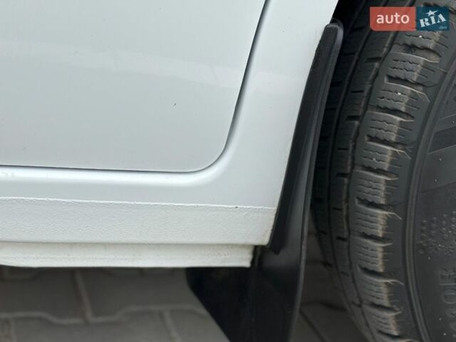 Білий Рено Мастєр, об'ємом двигуна 2.3 л та пробігом 171 тис. км за 22200 $, фото 33 на Automoto.ua