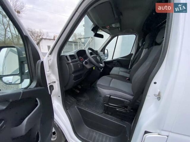 Белый Рено Мастер, объемом двигателя 2.3 л и пробегом 204 тыс. км за 24497 $, фото 40 на Automoto.ua