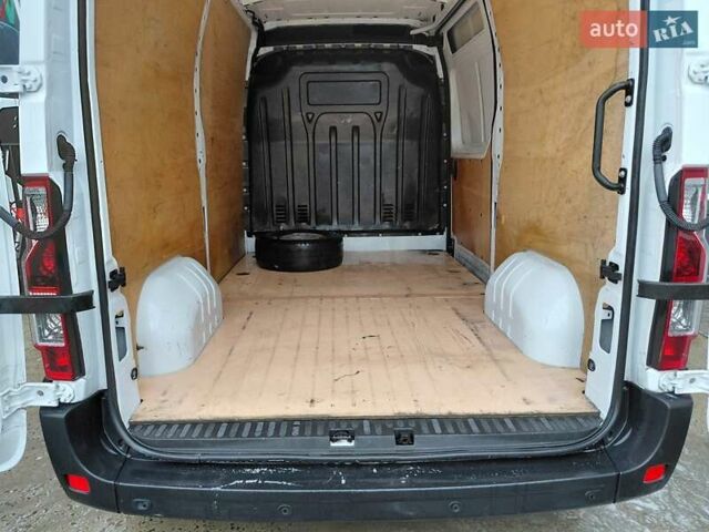 Білий Рено Мастєр, об'ємом двигуна 2.3 л та пробігом 80 тис. км за 20900 $, фото 12 на Automoto.ua