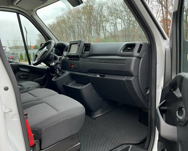 Белый Рено Мастер, объемом двигателя 2.3 л и пробегом 166 тыс. км за 20900 $, фото 33 на Automoto.ua