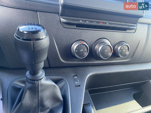 Білий Рено Мастєр, об'ємом двигуна 2.3 л та пробігом 269 тис. км за 19600 $, фото 17 на Automoto.ua