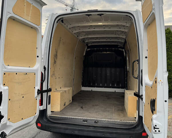 Білий Рено Мастєр, об'ємом двигуна 2.3 л та пробігом 95 тис. км за 27000 $, фото 18 на Automoto.ua