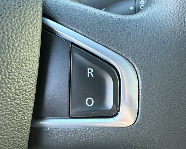 Белый Рено Мастер, объемом двигателя 2.3 л и пробегом 163 тыс. км за 22799 $, фото 69 на Automoto.ua