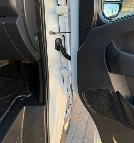 Білий Рено Мастєр, об'ємом двигуна 2.3 л та пробігом 181 тис. км за 23750 $, фото 59 на Automoto.ua