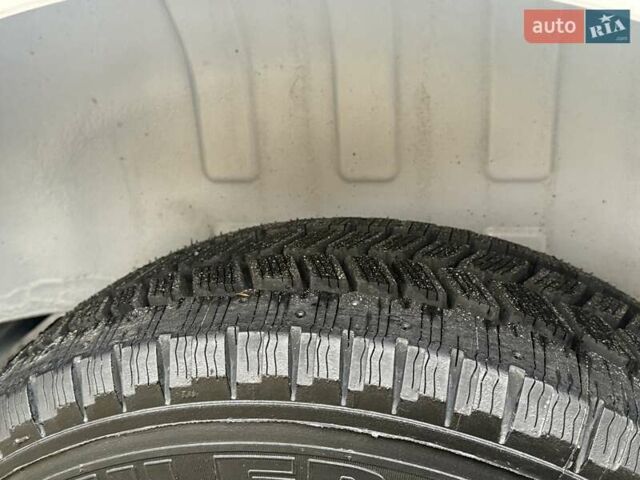 Белый Рено Мастер, объемом двигателя 2.3 л и пробегом 185 тыс. км за 23850 $, фото 11 на Automoto.ua