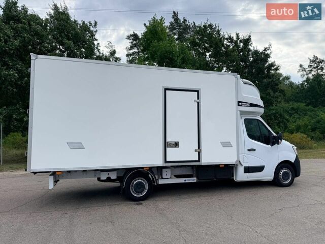 Белый Рено Мастер, объемом двигателя 2.3 л и пробегом 282 тыс. км за 23999 $, фото 10 на Automoto.ua