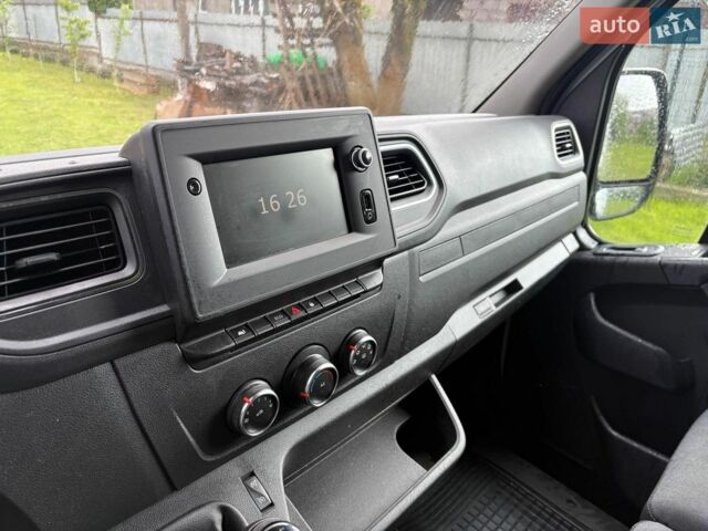Белый Рено Мастер, объемом двигателя 2.3 л и пробегом 205 тыс. км за 20900 $, фото 14 на Automoto.ua