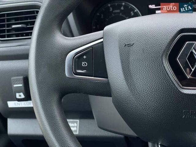 Белый Рено Мастер, объемом двигателя 2.3 л и пробегом 227 тыс. км за 24155 $, фото 39 на Automoto.ua