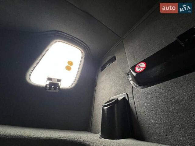 Белый Рено Мастер, объемом двигателя 2.3 л и пробегом 287 тыс. км за 25500 $, фото 101 на Automoto.ua