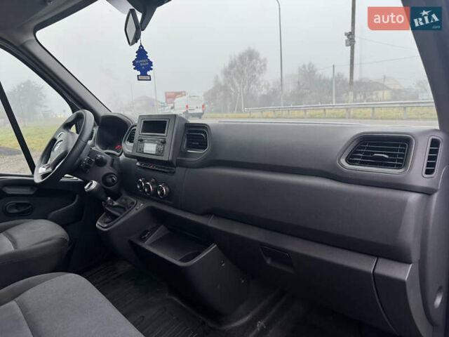 Білий Рено Мастєр, об'ємом двигуна 2.3 л та пробігом 245 тис. км за 23950 $, фото 9 на Automoto.ua