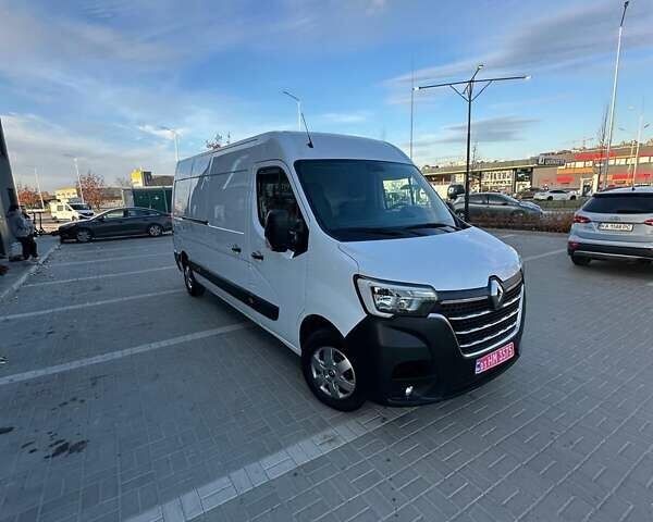 Белый Рено Мастер, объемом двигателя 2.3 л и пробегом 219 тыс. км за 20799 $, фото 3 на Automoto.ua