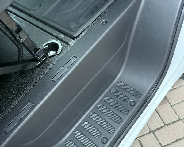 Білий Рено Мастєр, об'ємом двигуна 2.3 л та пробігом 239 тис. км за 22799 $, фото 86 на Automoto.ua