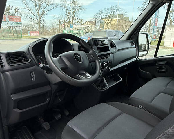 Білий Рено Мастєр, об'ємом двигуна 2.3 л та пробігом 241 тис. км за 22373 $, фото 10 на Automoto.ua