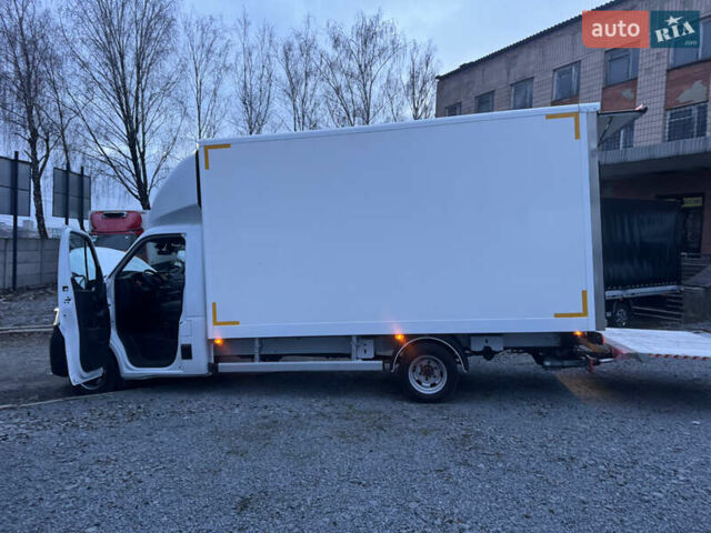 Білий Рено Мастєр, об'ємом двигуна 2.3 л та пробігом 122 тис. км за 32900 $, фото 23 на Automoto.ua