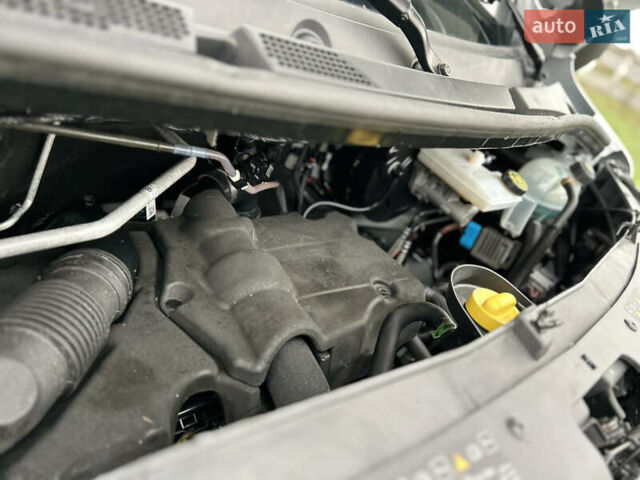 Білий Рено Мастєр, об'ємом двигуна 2.3 л та пробігом 105 тис. км за 21400 $, фото 49 на Automoto.ua