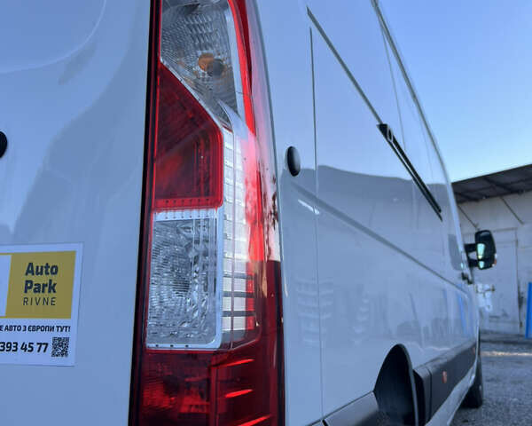 Білий Рено Мастєр, об'ємом двигуна 0 л та пробігом 156 тис. км за 21400 $, фото 8 на Automoto.ua